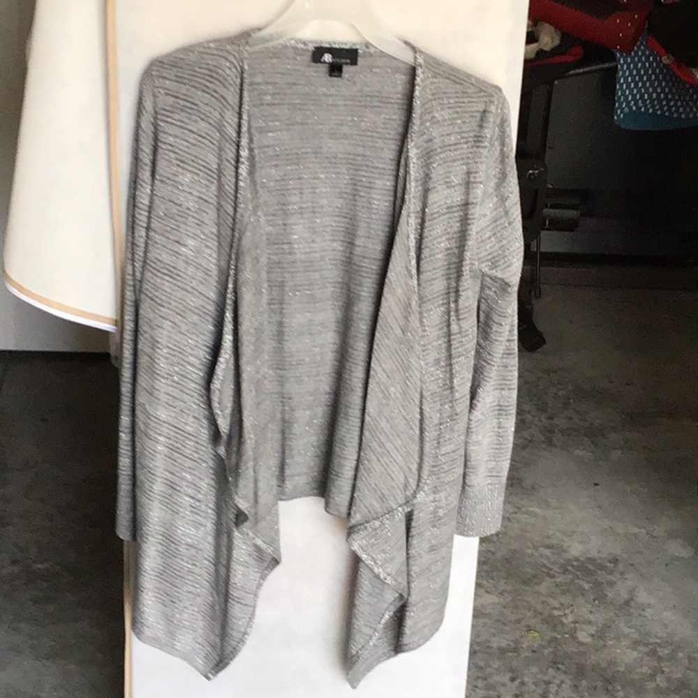 Women’s cardigan